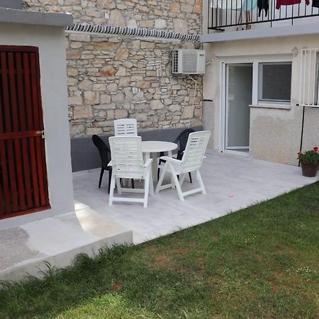 Apartamento Nika Pula Exterior foto