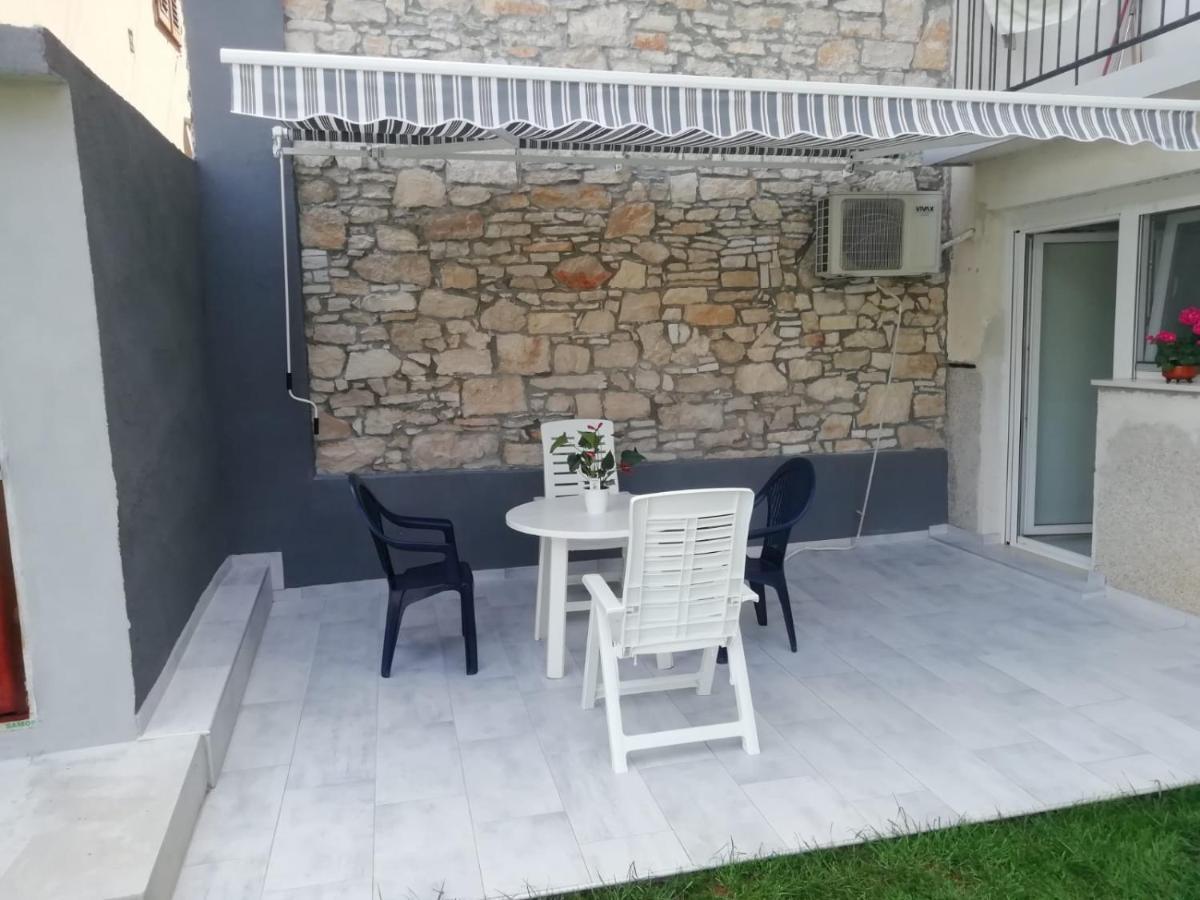 Apartamento Nika Pula Exterior foto